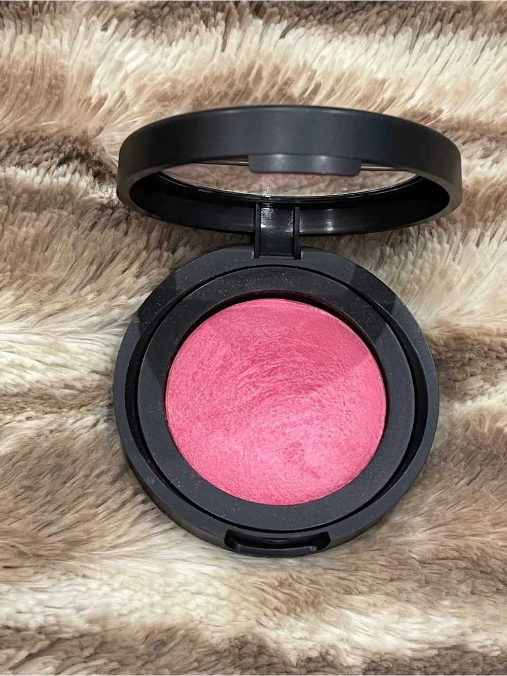 Laura Geller Blush-n-Brighten Baked Blush in Malibu NEW Discontinued